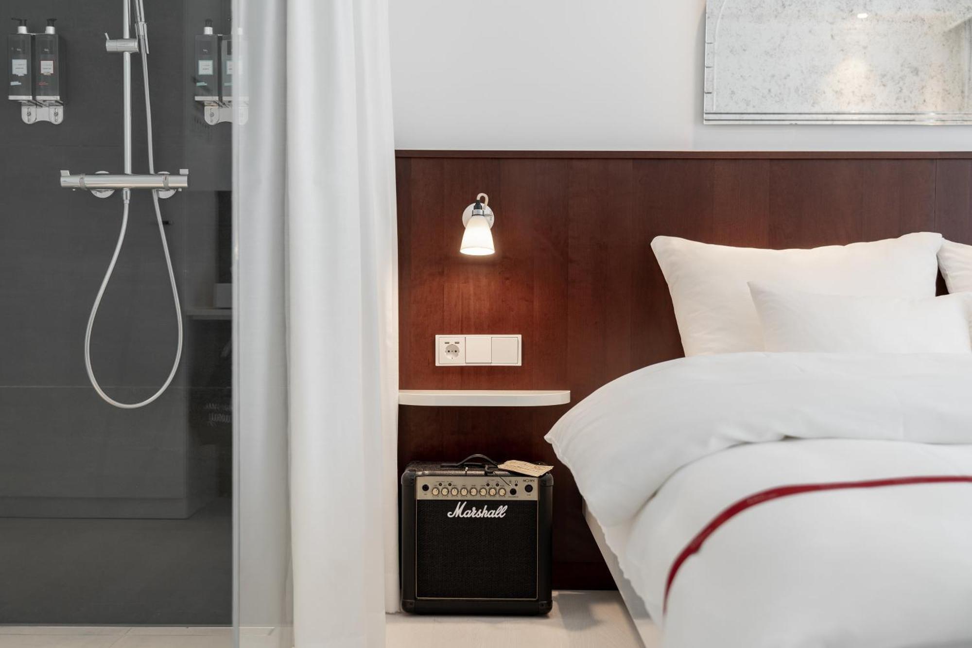 Ruby Coco Hotel Дюселдорф Екстериор снимка
