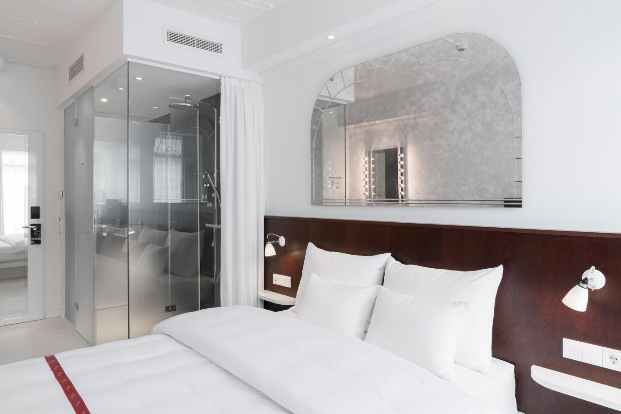Ruby Coco Hotel Дюселдорф Екстериор снимка